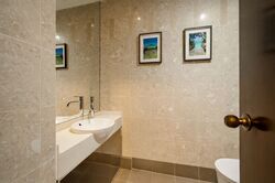 Eastwood Road (D16), Terrace #536904931